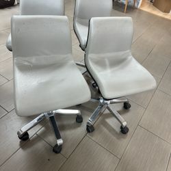Office Chairs 6 For $30