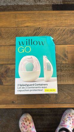 Brand new 2 splasshguard containers 5 oz
