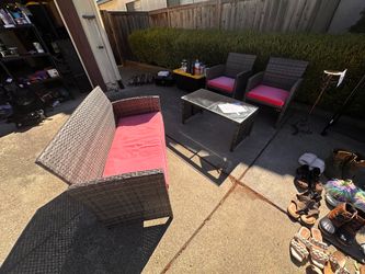 Patio furniture set