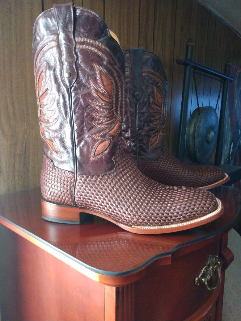 'Rock Em' Cowboy Boots 