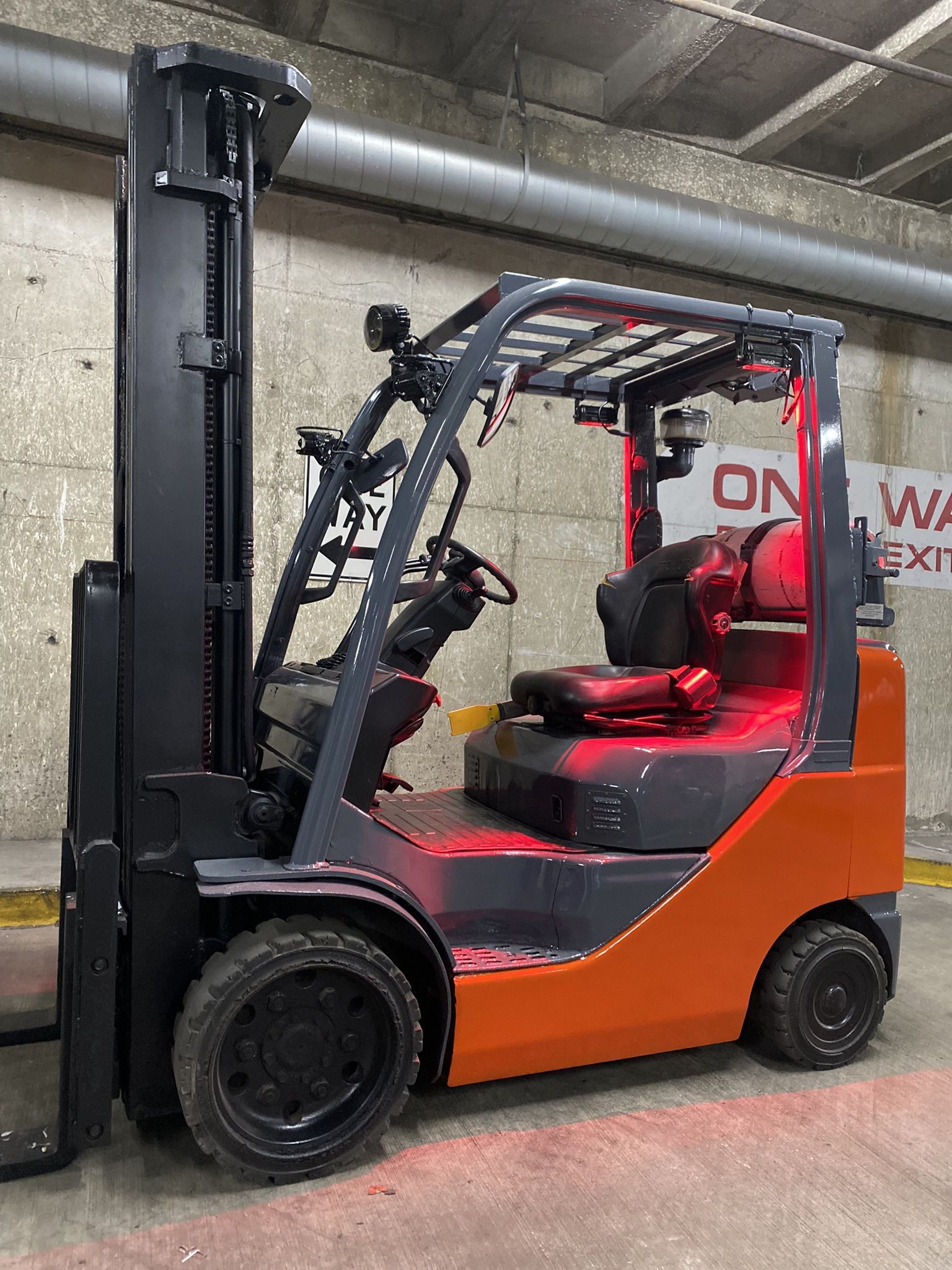 2021 TOYOTA M8 forklift for sale 