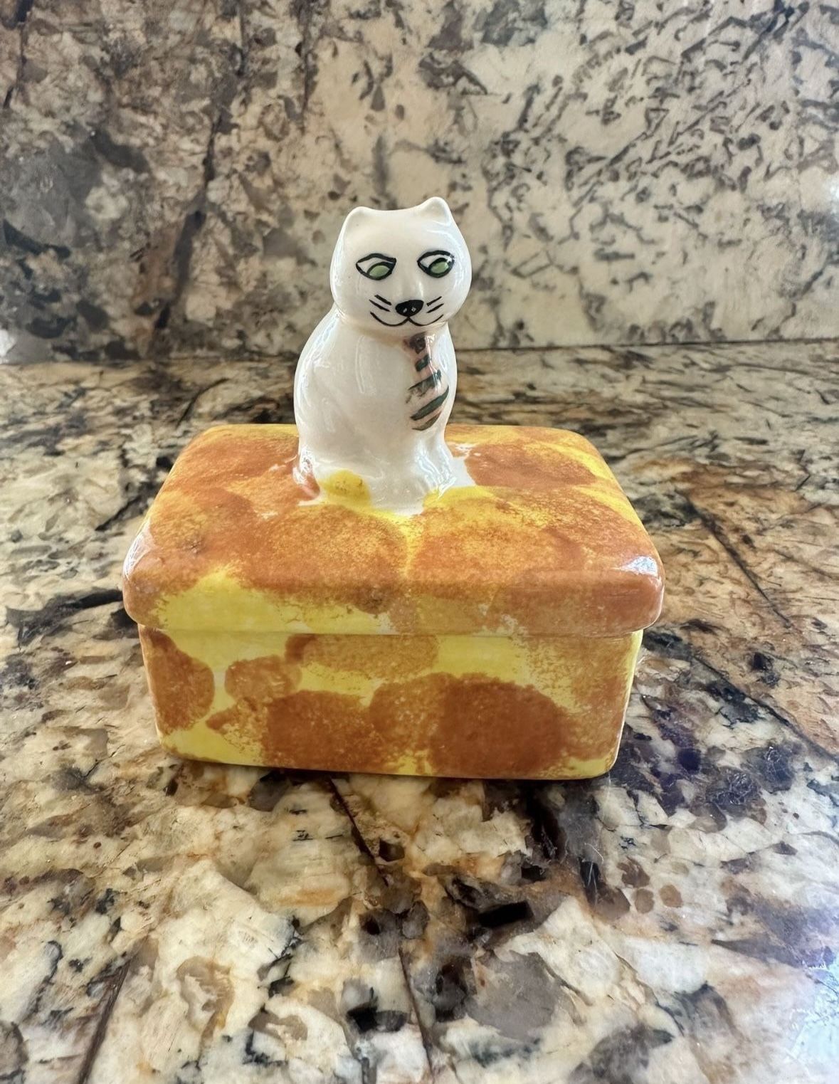 Beautiful Cat 🐈 Glass Storage Box