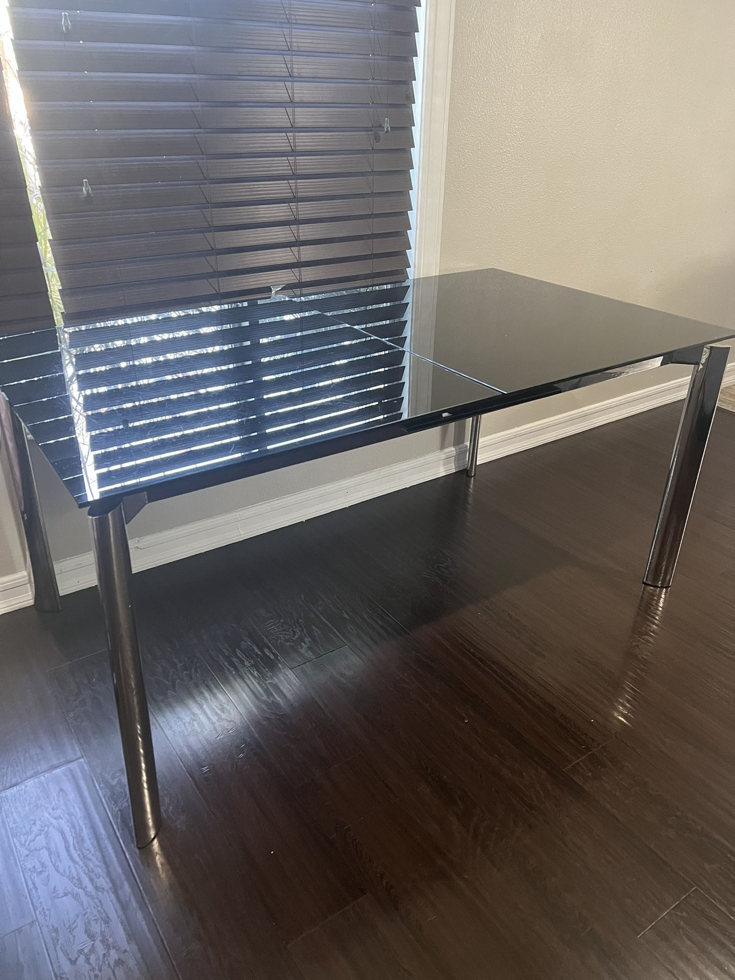 Black Glass Dinning Table