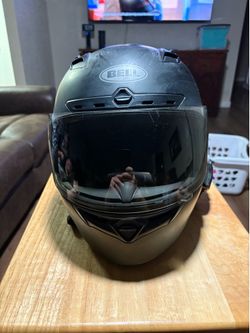 Bell xxl motorcycle helmet with built in Sena