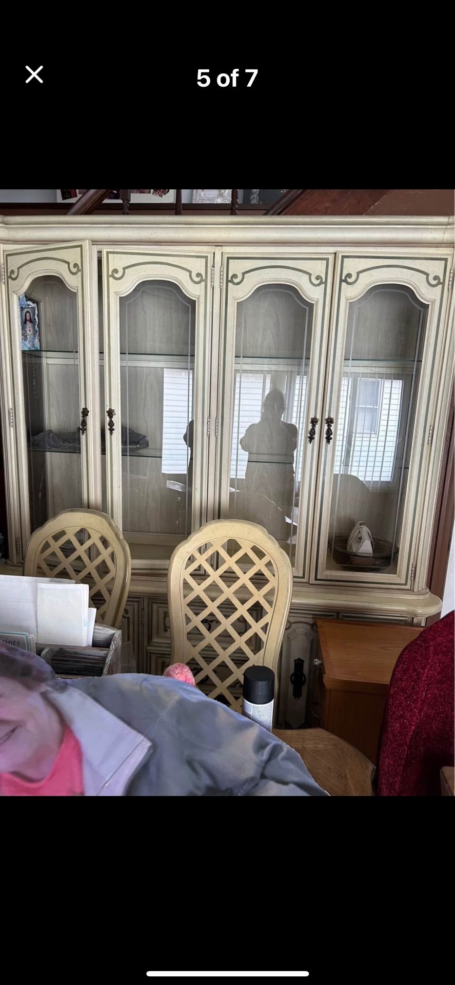 Matching Hutch And Table