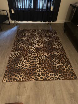Cheetah rugs in great condition