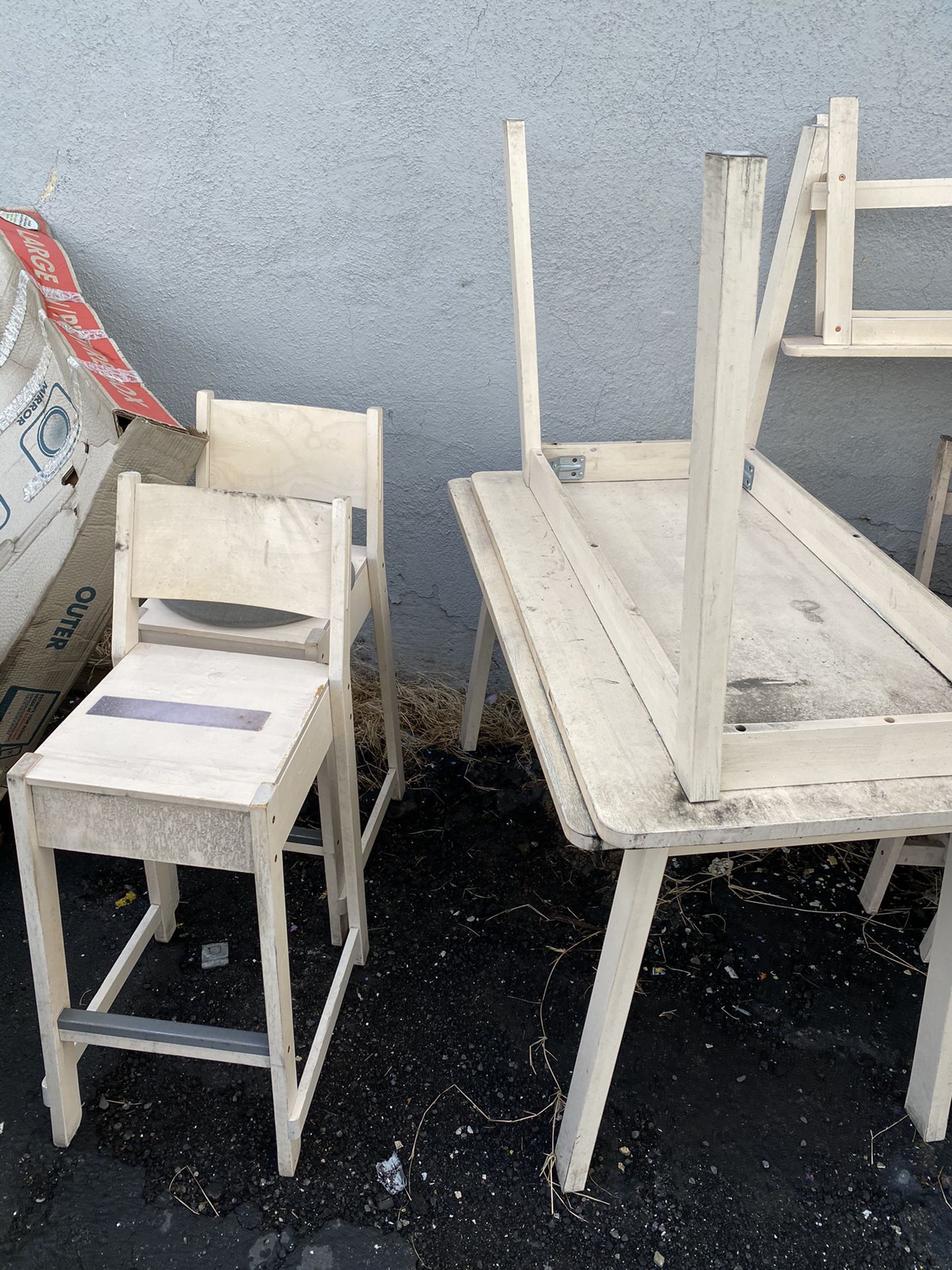Tables and Chairs for sale $$