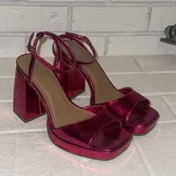 Bamboo Metallic Pink Platform Heels Size 8.5