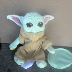Grogu Magnetic Shoulder Plush – Star Wars: The Mandalorian