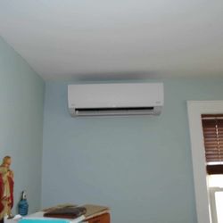 Mini Split Air Conditioner And Heater 