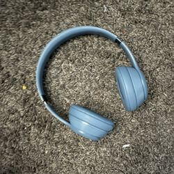 beats Solo 4 Blue