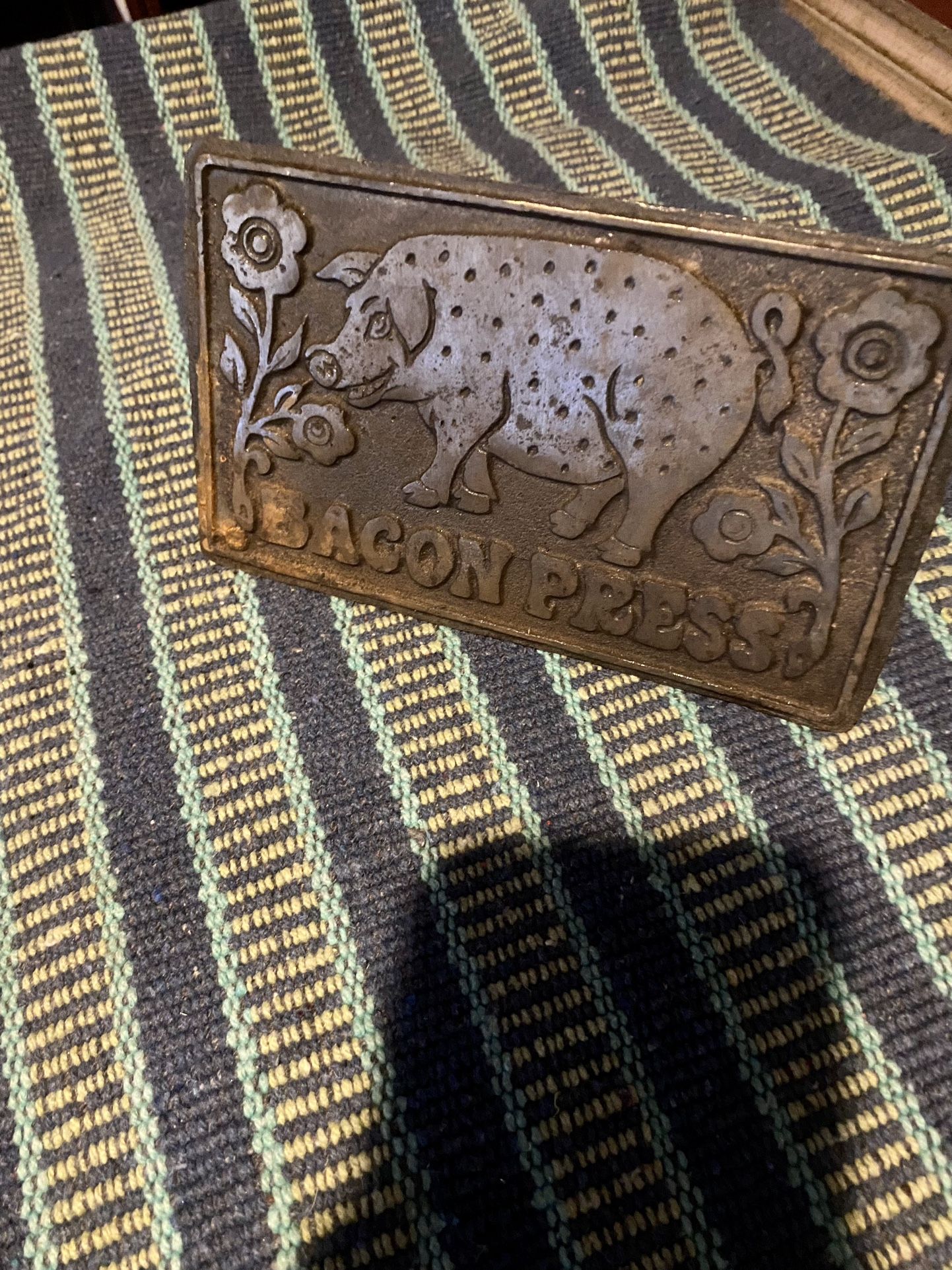 VINTAGE BACON PRESS