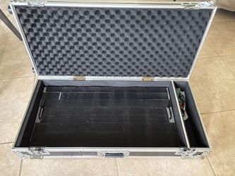 Guitar Pedal Board/Case