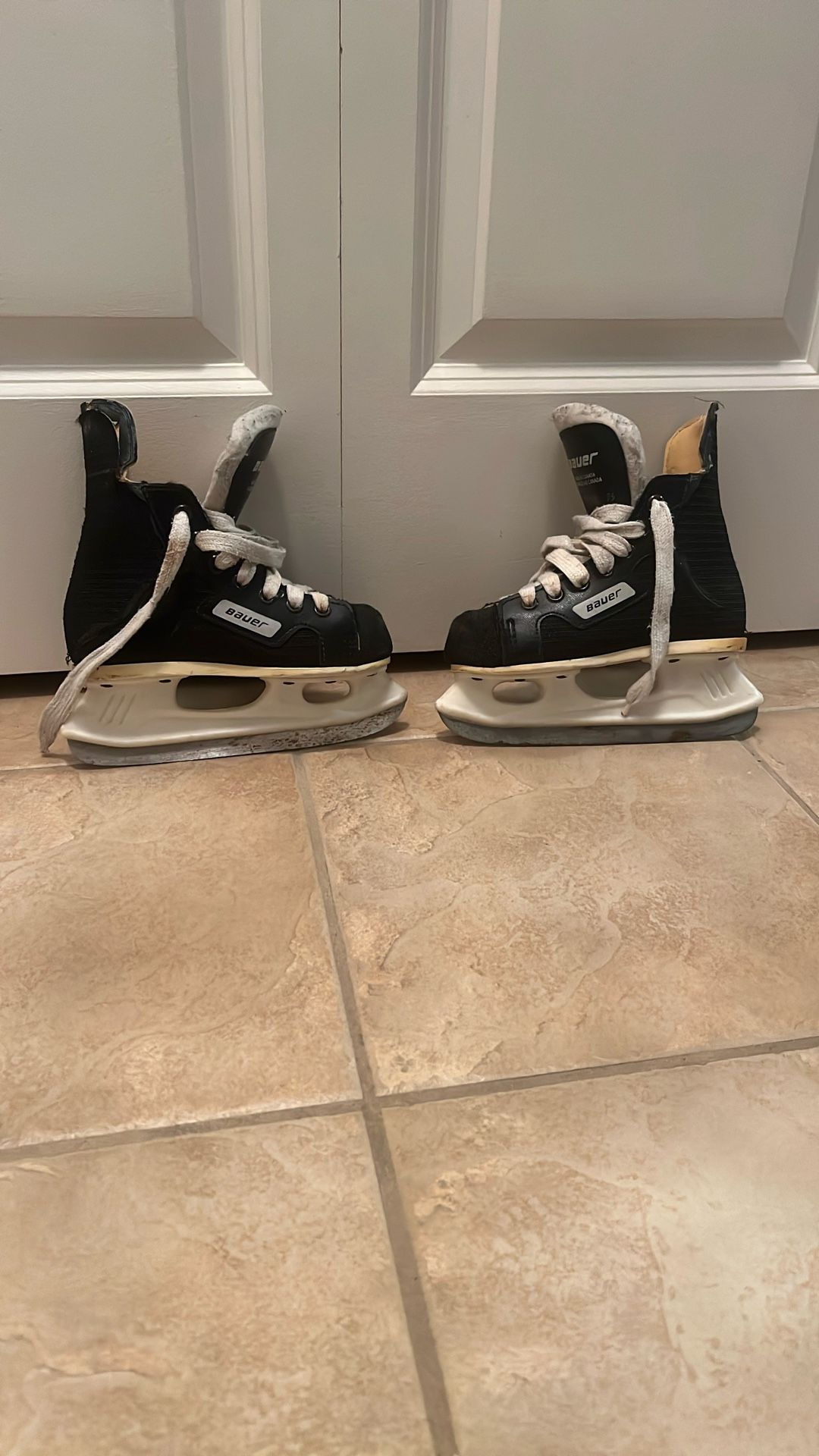 Kids Ice Skates