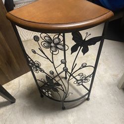 Accent Table