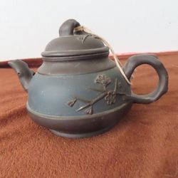 Vintage Chinese Yixing Zisha Clay Serving Lidded Teapot Signed Blue Black