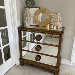 Mirror Fancy Dresser