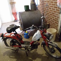 1976 Moped