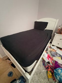 Twin bed