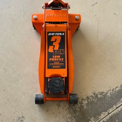 3 Ton Daytona Low Profile Floor Jack