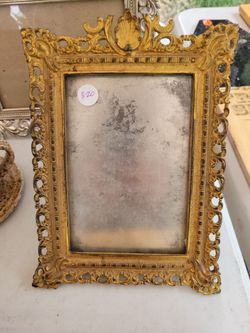 Antique gold picture frame
