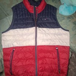 Men's Medium Tommy Hilfiger Puffer Vest