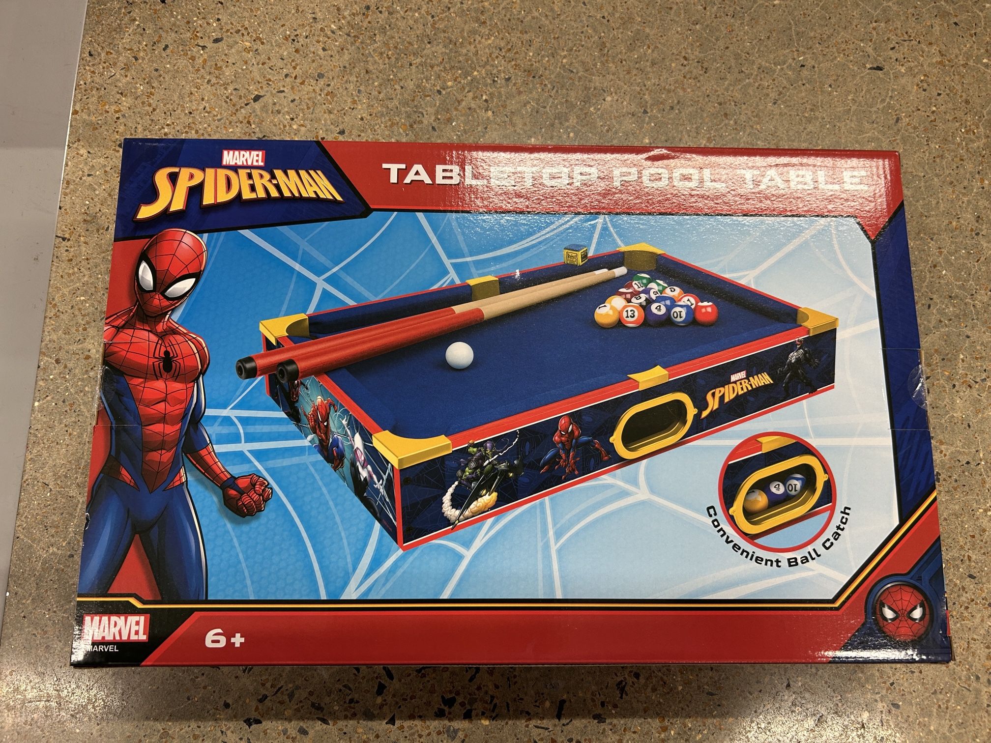 NWT Marvel Spider-Man Tabletop Pool Table