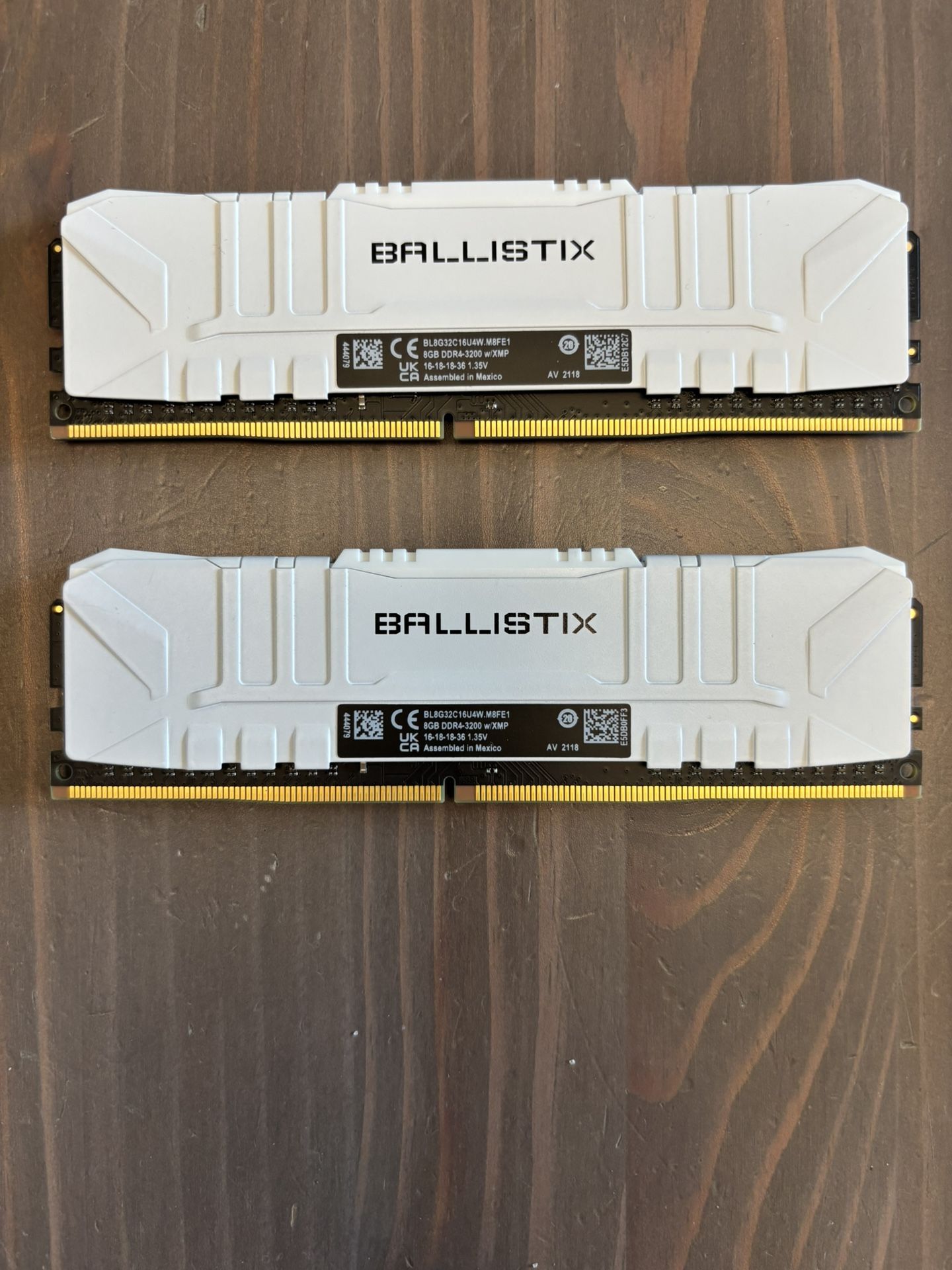 Crucial Ballistix 16GB DDR4 RAM