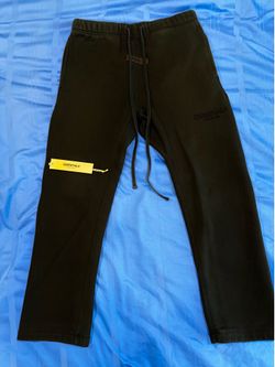 Men’s Black Essentials Sweats -AUTHENTIC- Black Colorway
