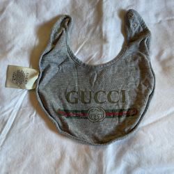 Gucci Ivory & Grey Bibs (2 Pack) 