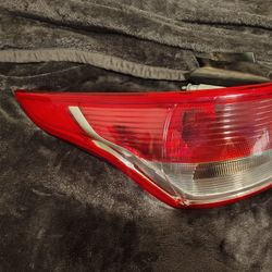 Ford Escape 2013 2014 2015 2016 Compatible Tail Light Left Side