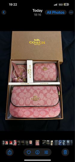 Coach purse set (pink)