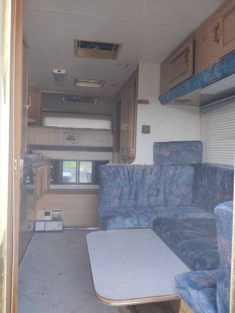 Camper