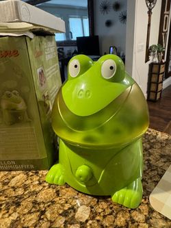 Cool mist Humidifier 2.”1 Gallon  Adorable Humidifier