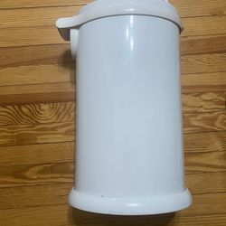 Ubbi diaper Pail 