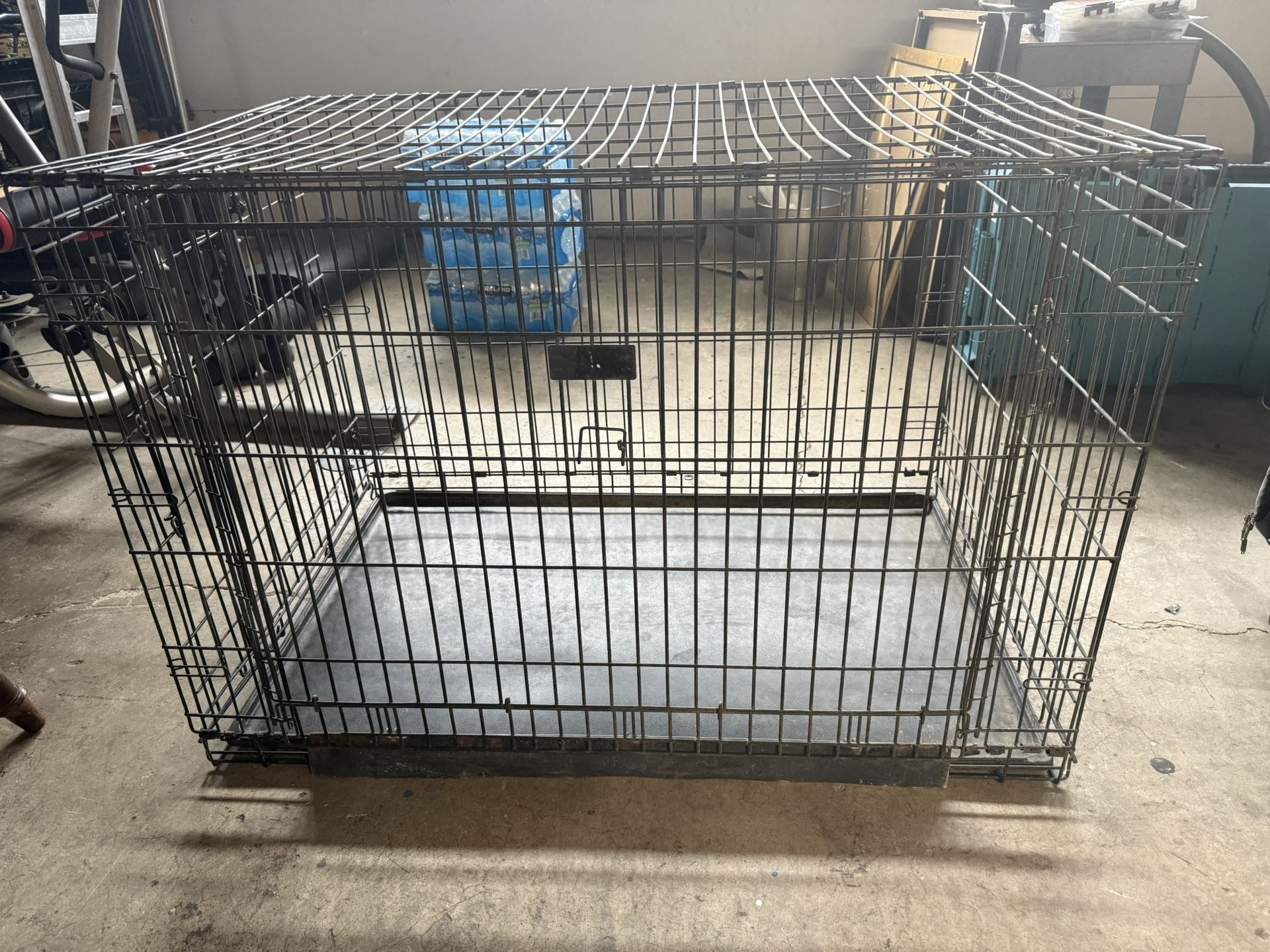 XL DOG CRATE $50