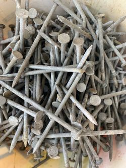Nails 16D Galvanized Common