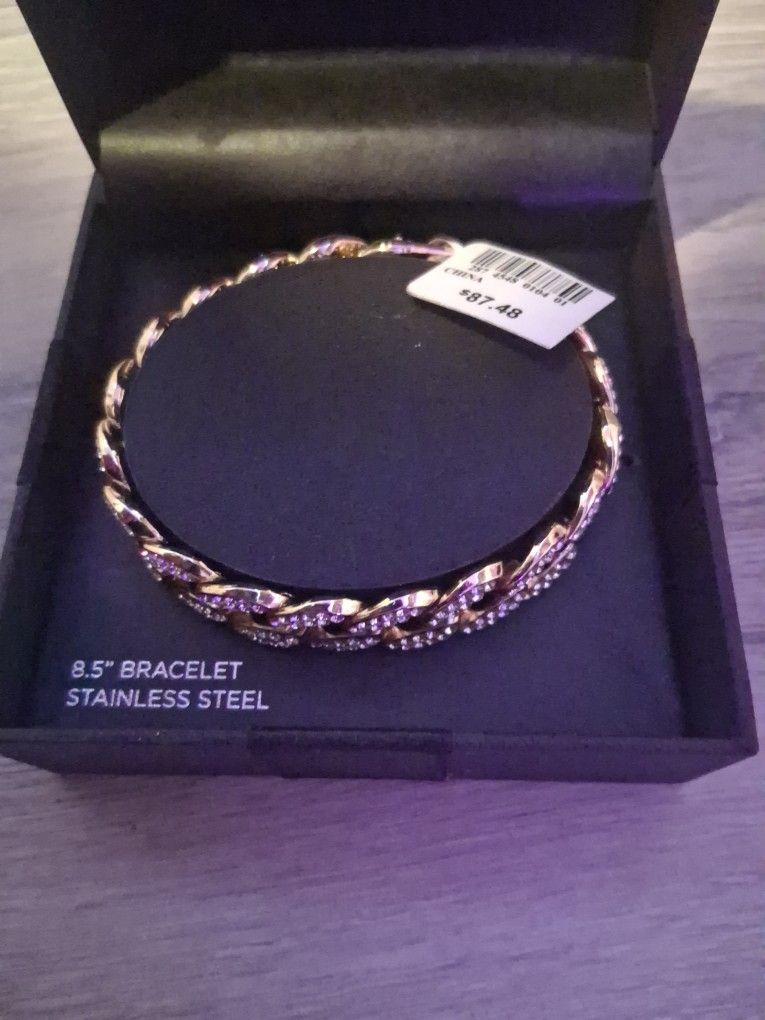 BRACELETE