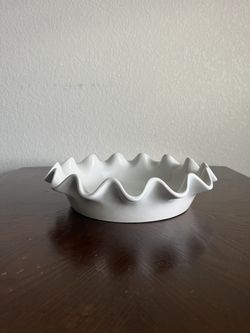 Cream Speckled Pie Dish