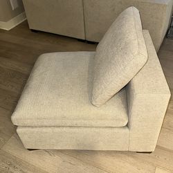 Thomasville Lowell Armless Chair