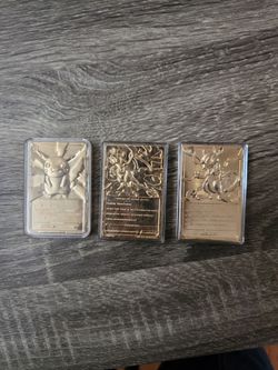Vintage Rare Gold Burger King Promo Pikachu, Mewtwo, Charizard Gold Plated Cards
