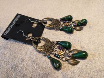 antique gold tone brass dangle drop earrings