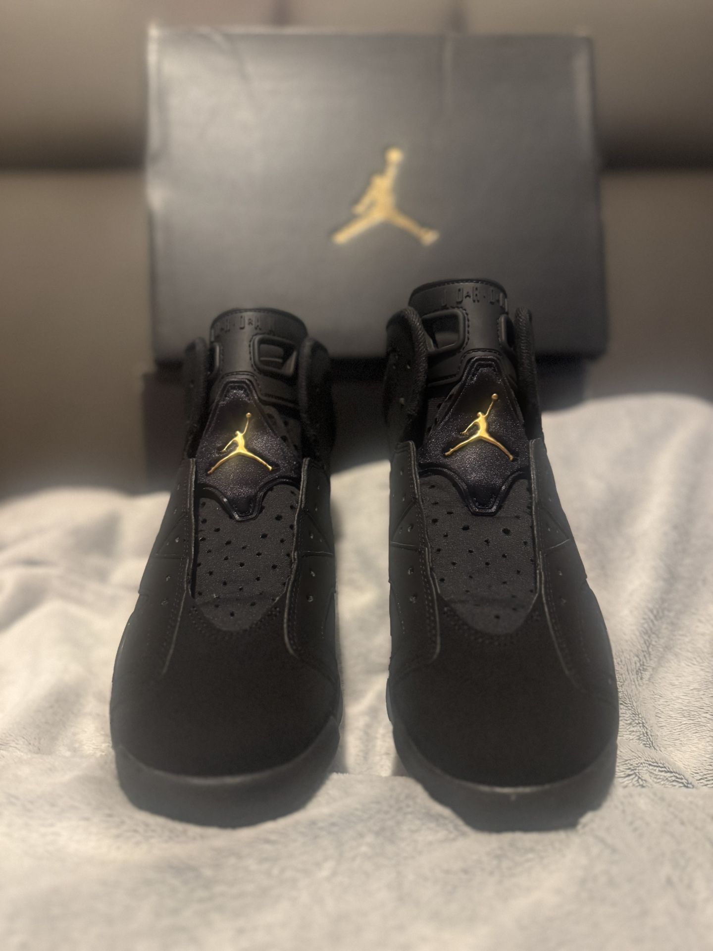 Air Jordan 6 Retro DMP Black/Gold – New – Size 6.5Y / Women’s 8