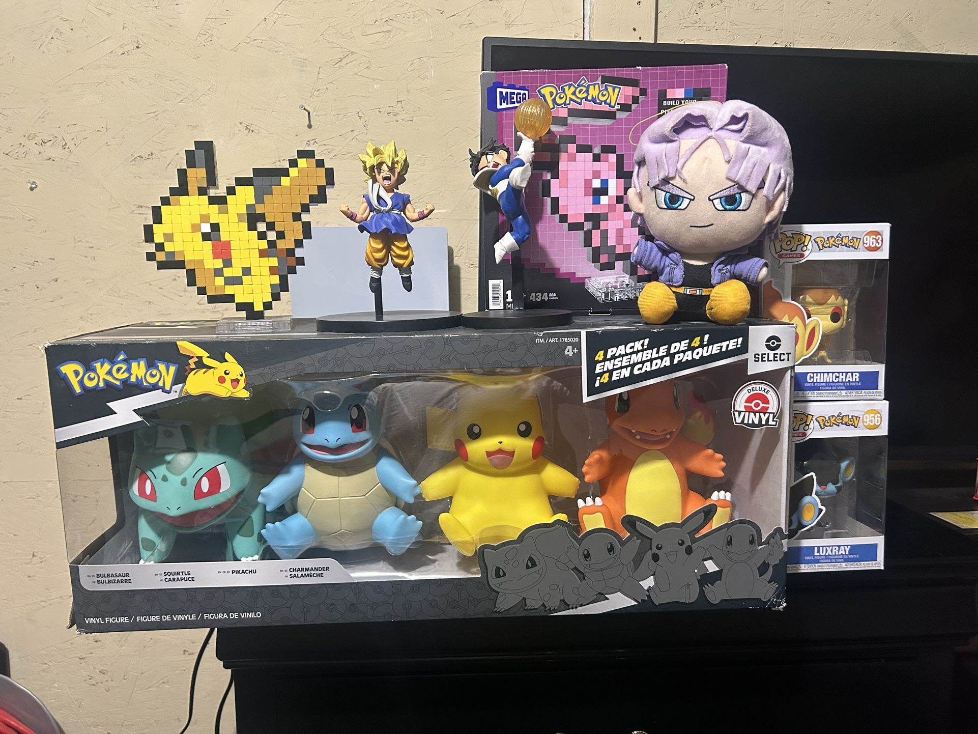 Figurines