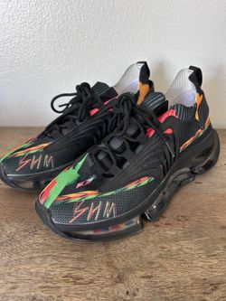 Black Mesh Running Sneaker Men’s size 40 Size US 7