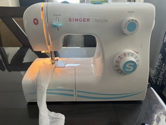 Singer Simple Sewing Machine