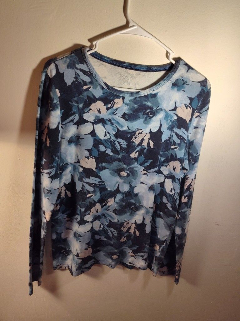 St. Johns Bay Medium Shirt 