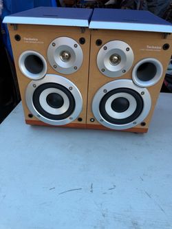 Technics bookshelf speakers