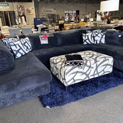 Lovely Blue Sectional! $1999 💙🚨 W/ottoman! 