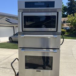 Electric Oven With Micro Wave And Heat Tray